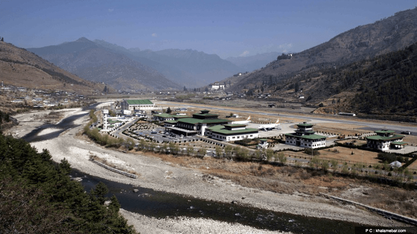 Entering Paro