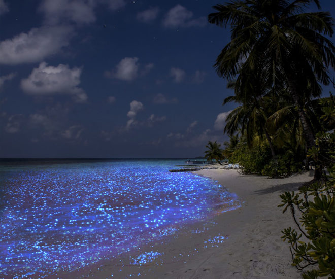 Mysterious places - Vaadhoo Island in Maldives