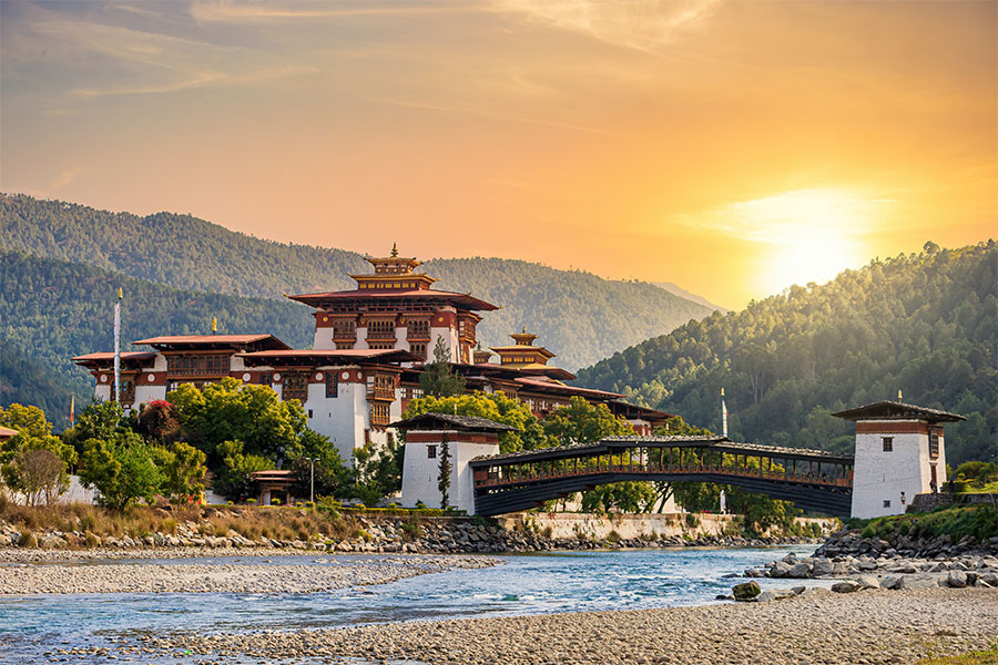 Car Rental in Bhutan for Sightseeing